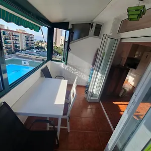 https://apartman-los-cristianos-cristimar.tenerifehoteles.net